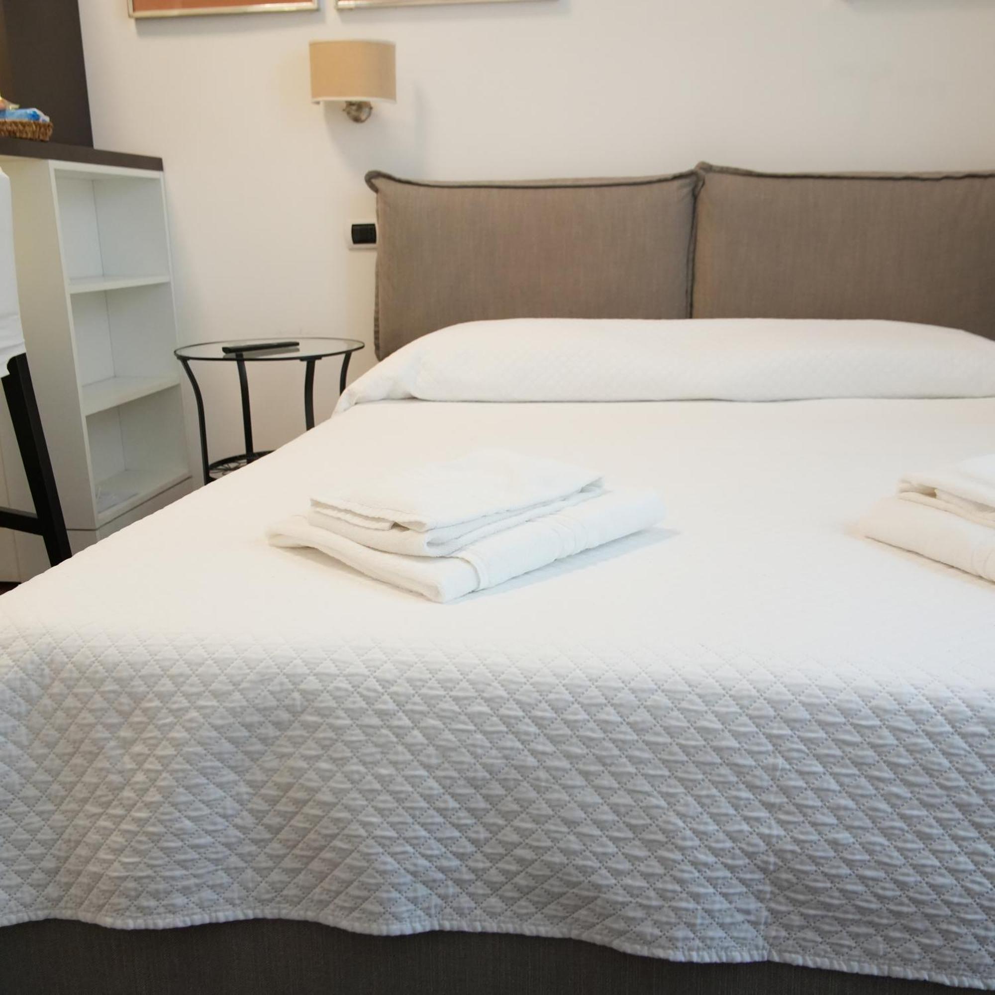 Luca Giordano 142 B&B Neapol Exteriér fotografie